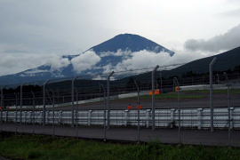 ネッツコーナーからの富士山