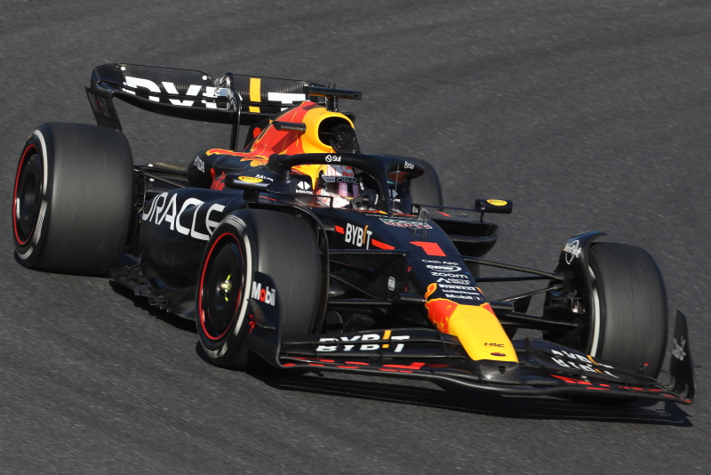 }bNXEtFX^by@RED BULL RACING 鎭T[Lbg@2023 F1 {GP wAsR[i[