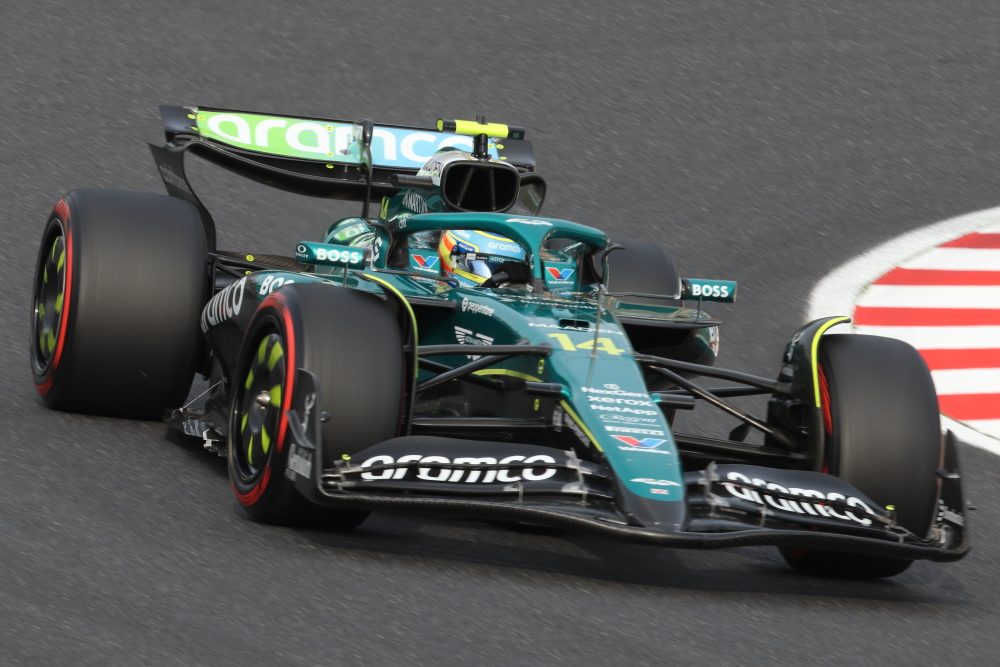 フェルナンド・アロンソ　ASTON MARTIN  2025 F1 日本GP 鈴鹿サーキット　ヘアピンコーナー