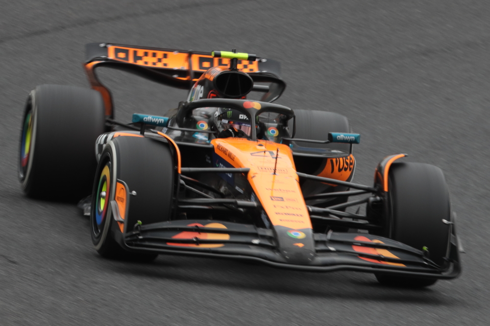 ランド・ノリス　鈴鹿サーキット 2025 F1 日本GP ヘアピンコーナー