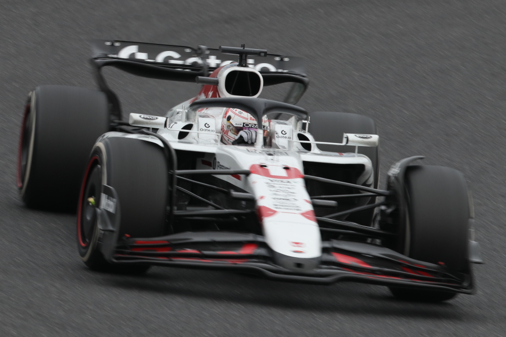 マックス・フェルスタッペン　RED BULL RACING 鈴鹿サーキット　2025 F1 日本GP ヘアピンコーナー