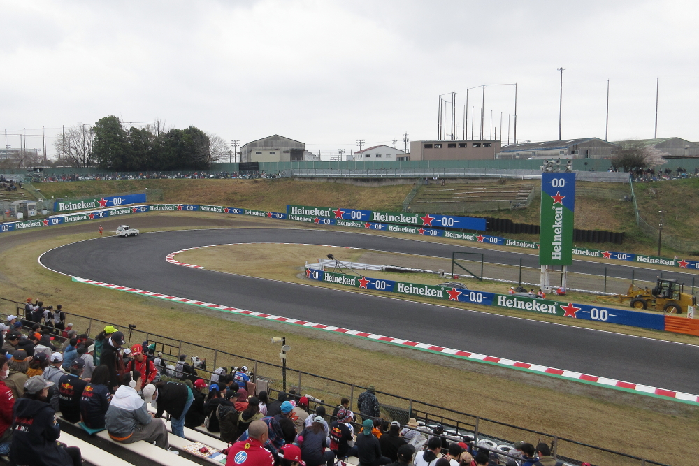 鈴鹿サーキット　ヘアピンコーナー 2025 F1 日本GP 