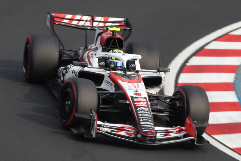 オリバー・ベアマン　　TGR HAAS F1 TEAM  F1 日本GP 鈴鹿サーキット　ヘアピンコーナー