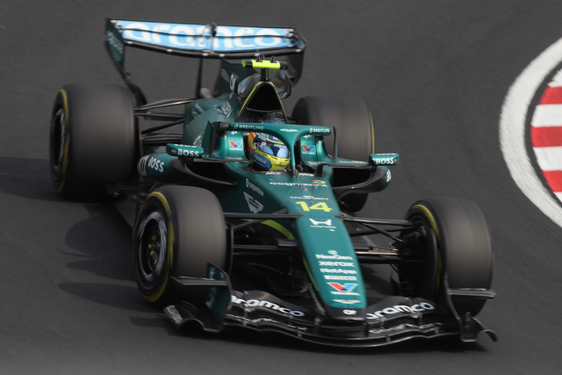 フェルナンド・アロンソ　ASTON MARTIN  2026 F1 日本GP 鈴鹿サーキット　ヘアピンコーナー