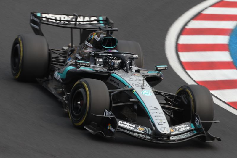 ジョージラッセル　鈴鹿サーキット 2026 F1 日本GP ヘアピンコーナー