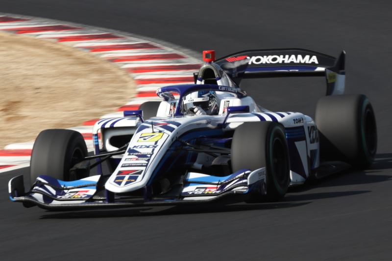 小林可夢偉　KDDI TGMGP　TGR-DC